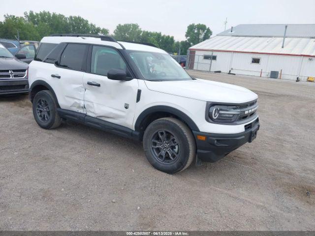  Salvage Ford Bronco