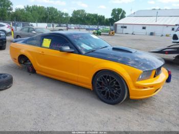  Salvage Ford Mustang