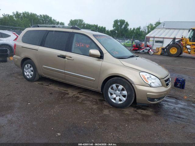  Salvage Hyundai Entourage