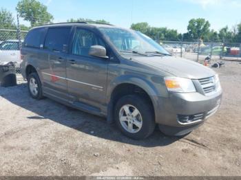  Salvage Dodge Grand Caravan