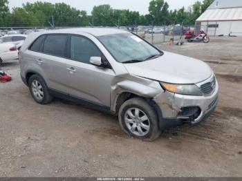  Salvage Kia Sorento