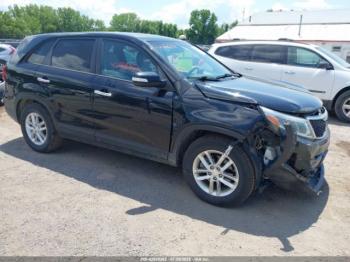  Salvage Kia Sorento