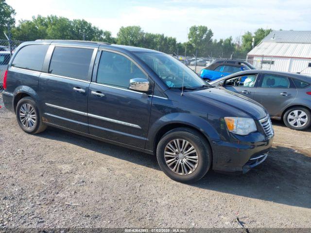  Salvage Chrysler Town & Country