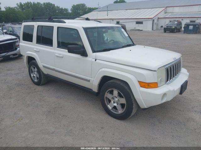  Salvage Jeep Commander