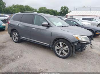  Salvage Nissan Pathfinder