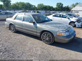  Salvage Ford Crown Victoria