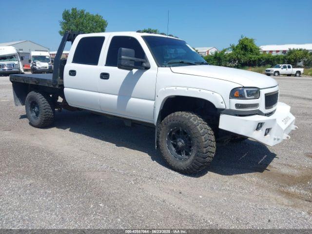  Salvage GMC Sierra 2500