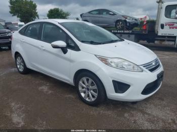  Salvage Ford Fiesta