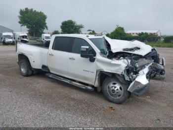  Salvage Chevrolet Silverado 3500