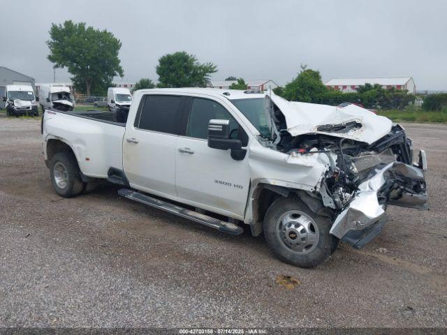  Salvage Chevrolet Silverado 3500