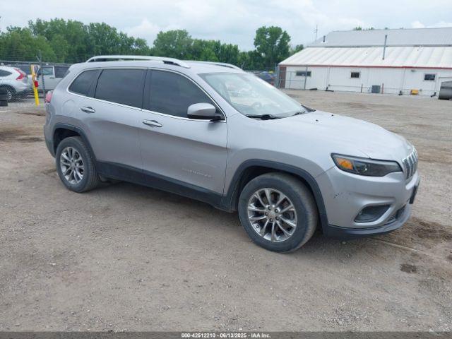  Salvage Jeep Cherokee