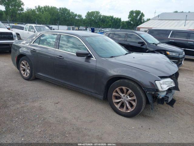  Salvage Chrysler 300