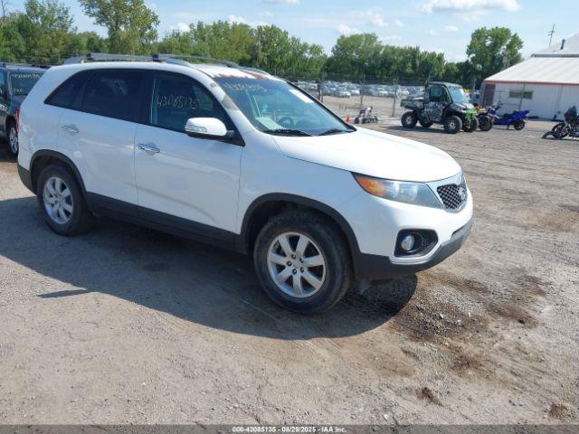  Salvage Kia Sorento