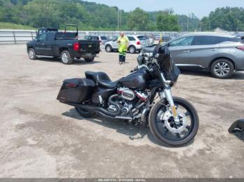  Salvage Harley-Davidson Flhxse