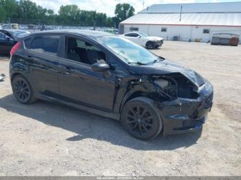  Salvage Ford Fiesta