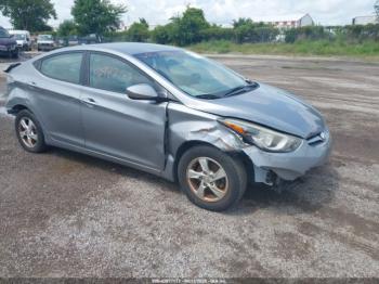  Salvage Hyundai ELANTRA