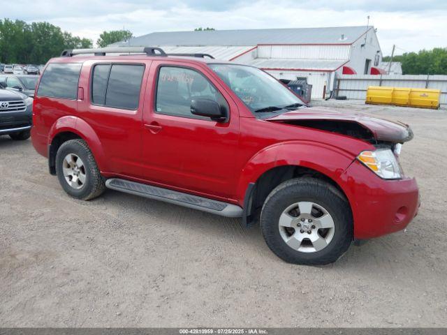  Salvage Nissan Pathfinder