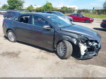  Salvage Ford Fusion