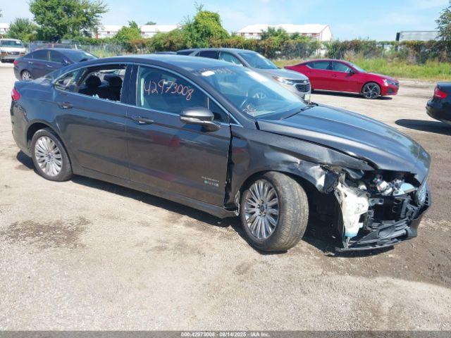  Salvage Ford Fusion