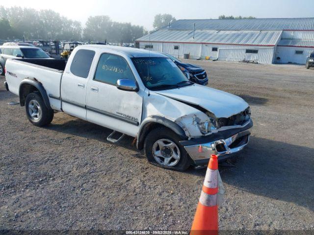  Salvage Toyota Tundra