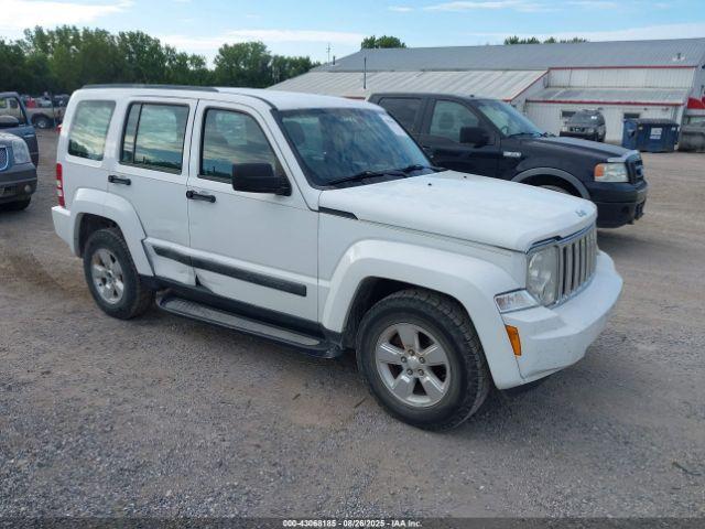  Salvage Jeep Liberty