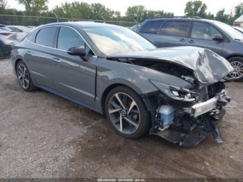  Salvage Hyundai SONATA