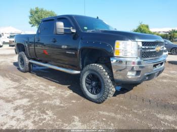  Salvage Chevrolet Silverado 2500