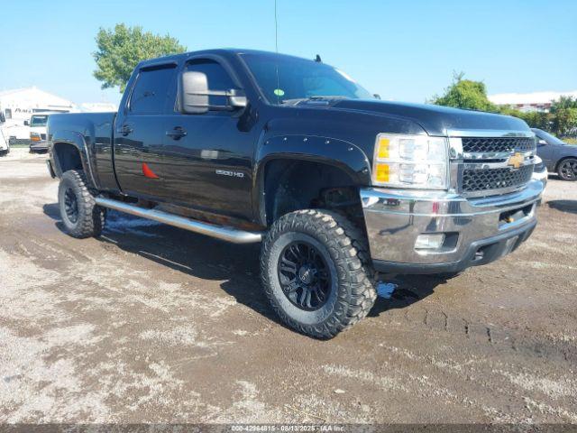  Salvage Chevrolet Silverado 2500