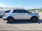 Ford Explorer Xlt Image 10