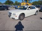 Chrysler 300 Touring Image 3