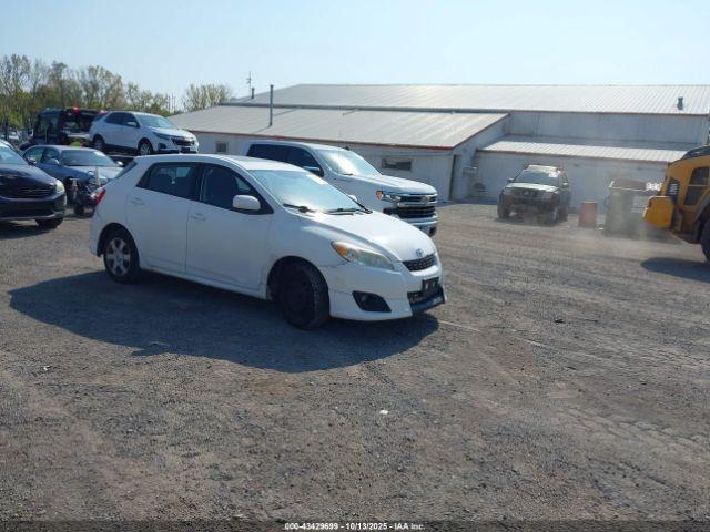  Salvage Toyota Matrix