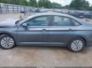 Volkswagen Jetta Image 17