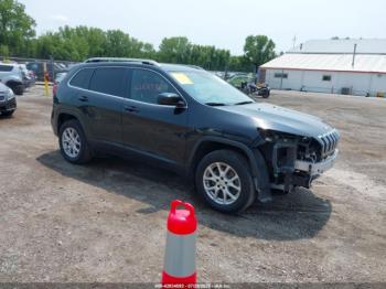  Salvage Jeep Cherokee