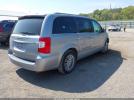 Chrysler Town & Country Touring-l Image 8