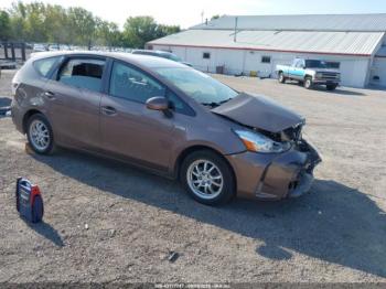  Salvage Toyota Prius v