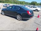 Lincoln MKS Image 13