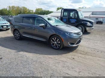  Salvage Chrysler Pacifica