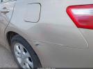 Toyota Camry Le Image 11