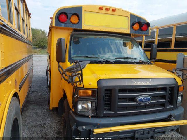  Salvage Ford E-450