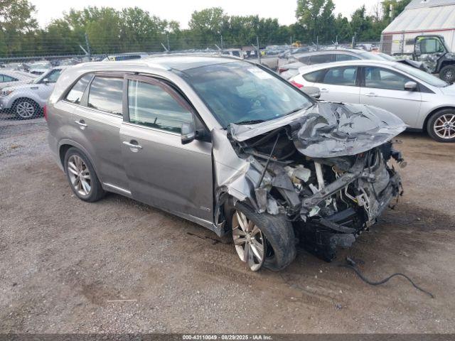 Salvage Kia Sorento