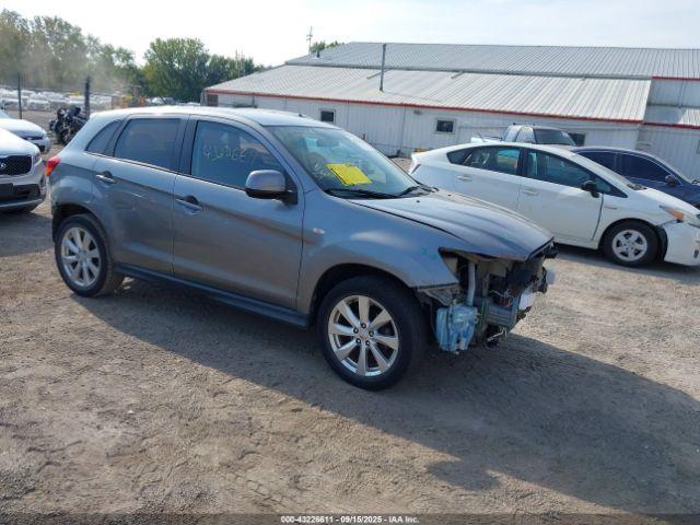  Salvage Mitsubishi Outlander