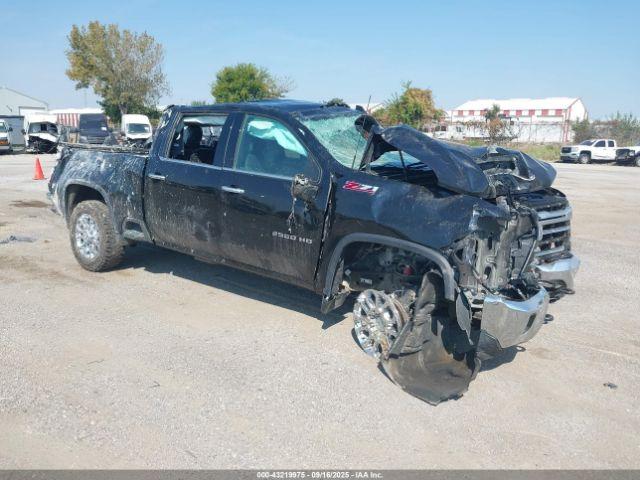  Salvage Chevrolet Silverado 2500