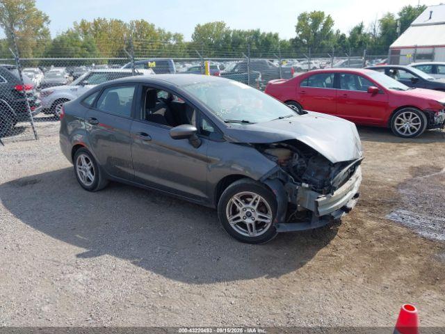  Salvage Ford Fiesta