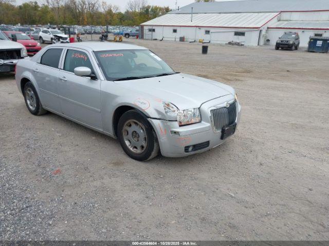  Salvage Chrysler 300