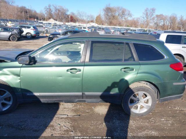 Subaru Outback 2.5i Limited Image 13