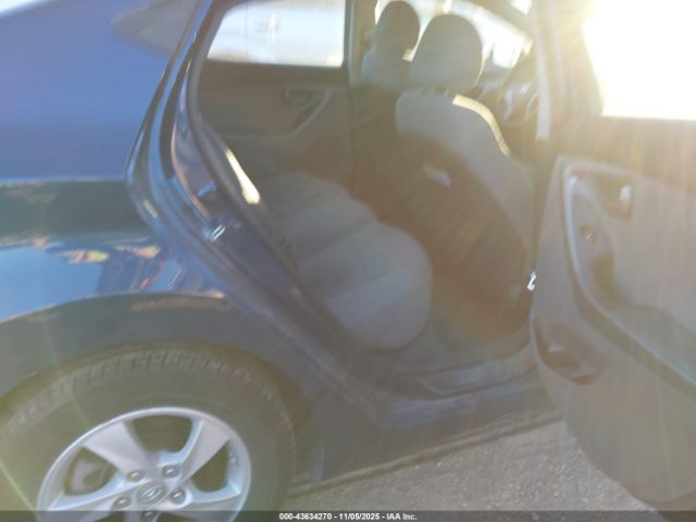 Hyundai ELANTRA Se Image 15