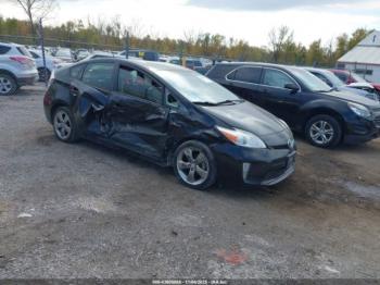  Salvage Toyota Prius