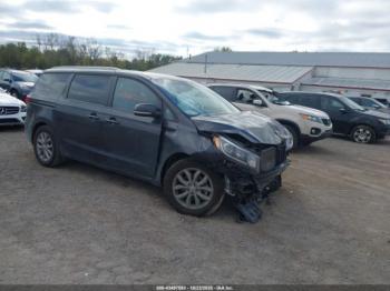  Salvage Kia Sedona