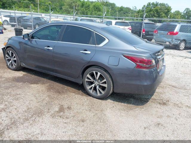 Nissan Altima 3.5 Sv Image 5