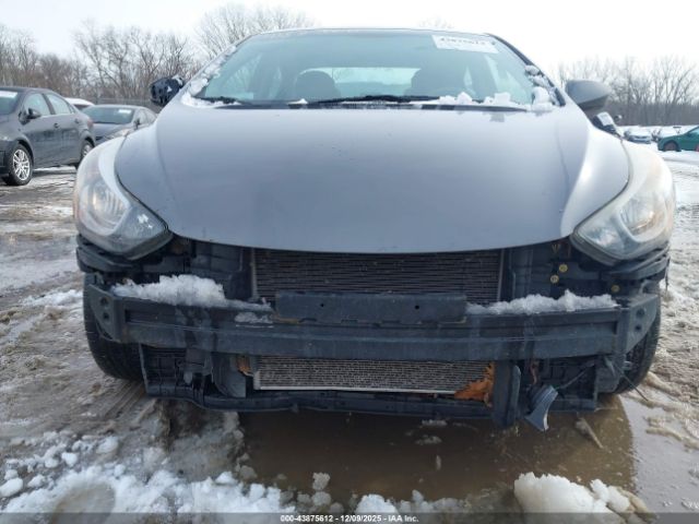 Hyundai ELANTRA Se Image 8